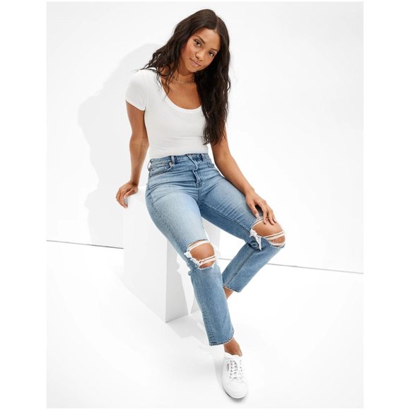 American Eagle Outfitters Denim - American Eagle AE Ripped Mom Jean sz 10 Women's